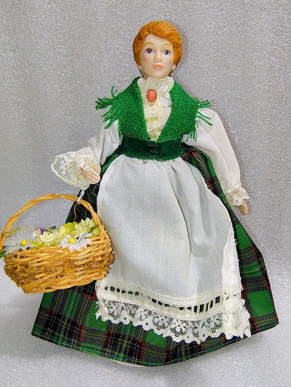 Vintage 1990 Avon “Colleen from Ireland” Porcelain Doll